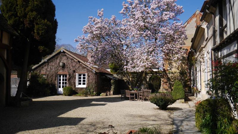 Une ancienne ferme du Vexin, entre simplicité rustique et raffinement