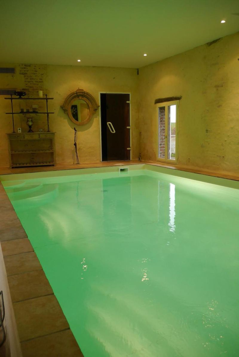 Piscine, hammam, bibliothèque